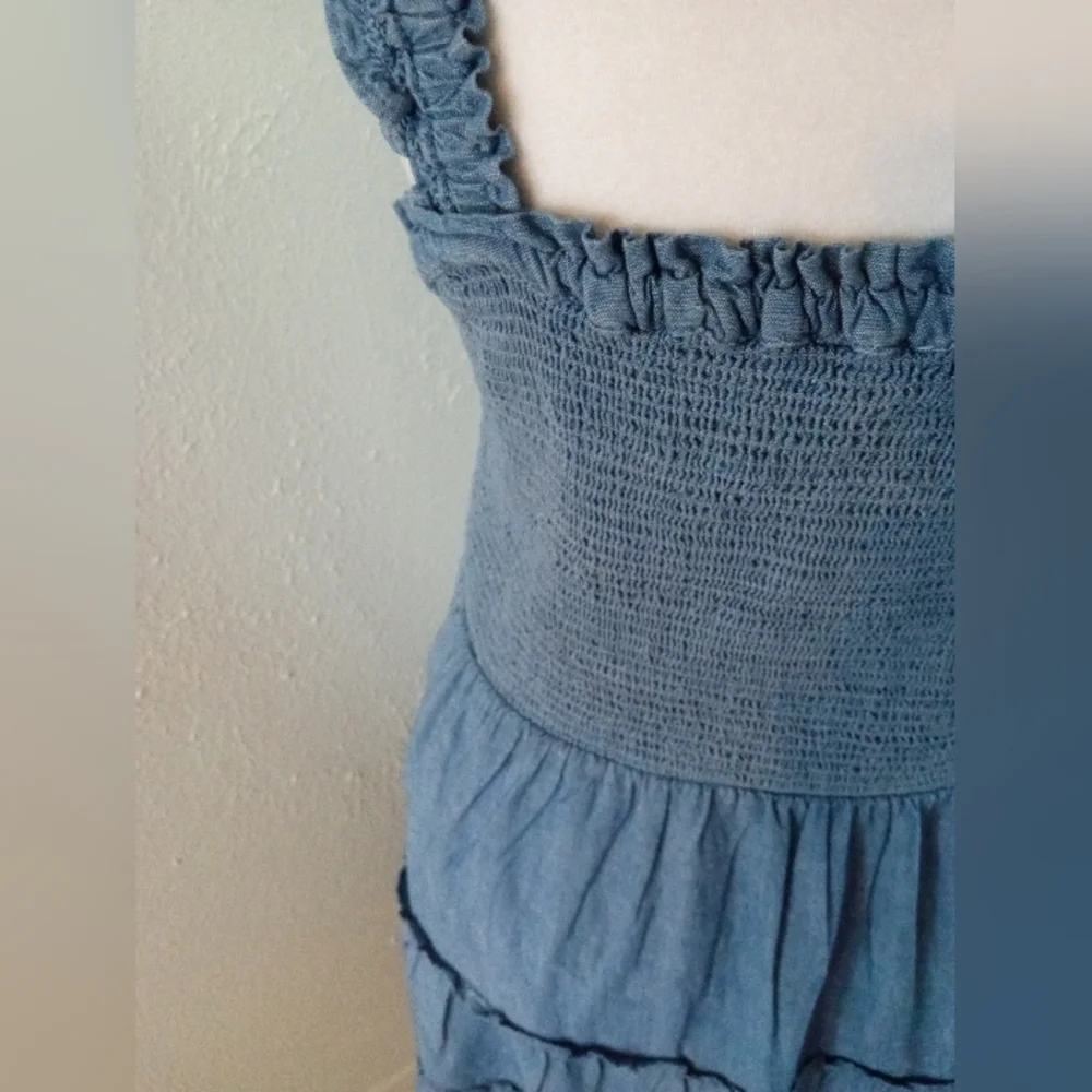 🆕 J. CREW [Factory] Smocked Tiered  Chambray Sun Dress | M NWT - Picture 4 of 11
